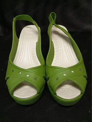 Crocs Farrah Wedge női szandál eladó kifogástalan, egyszer használt eladó
