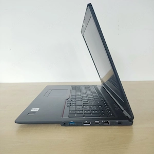 100%-os pozitiv cégtől: Fujitsu LifeBook U7510 -Dr-PC-nél