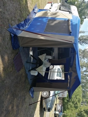 Lakókocsi elősátor nagyon jó állapotban 1x használt eladó.