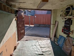 Fonó út önálló tégla garázs eladó 16 nm száraz, tágas