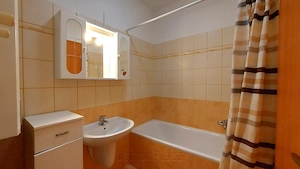 Hatalmas erkéllyel rendelkező, 2 szobás, újszerű lakás eladó! - kép 9