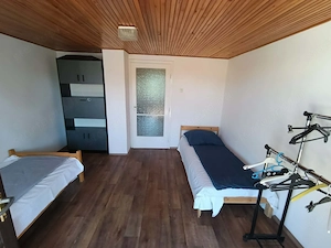 Balatonlellén 2 szobás  házrész kiadó munkásszállásként! - kép 5