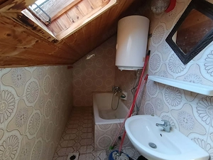 Balatonlellén 2 szobás  házrész kiadó munkásszállásként! - kép 4