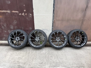 Tesla Model 3 Highland Performance 20" Performance Warp felni és nyári garnitúra
