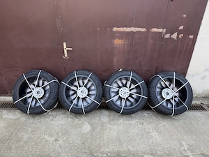 Tesla Model 3 Photon 18 gyári kerék Pirelli Sottozero 3 235 45R18 1344221-00-B - kép 6