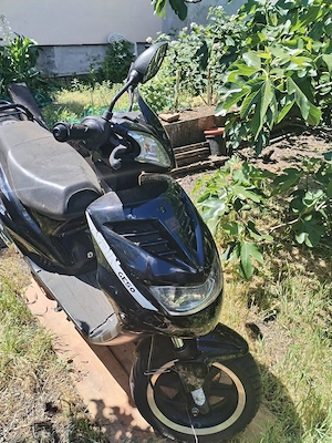 Eladó Spin Ge50 robogó - kép 5