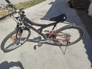 Kerékpár  Mounte bike