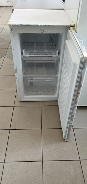 Használt Zanussi ZFG06400WA Fagyasztószekrény [KH317] 1 hónap garanciával - kép 2