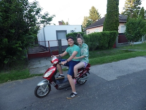 LUX gyepszellőztetö talajlazító 1800W 36cm  Siófok 