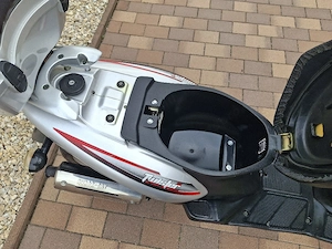 Generic Ride Twister 50 Újszerű 8000km - kép 9