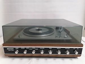 Philips automata lemezjátszó beépített erősítővel
