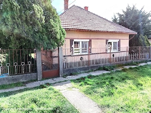 Eladó Kertes ház Budapest mellett  - kép 2