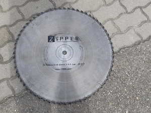 Zipper 700mm fűrésztárcsa körfűrészlap 64Z T fogas keményfémlapkás hibás - kép 2
