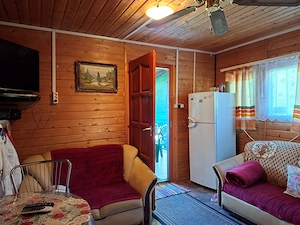 Karbantartott zártkert a Holt - Tisza közelében. - kép 3