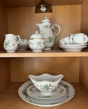 Hollóházi Porcelán Étkészlet - Erika 57 részes