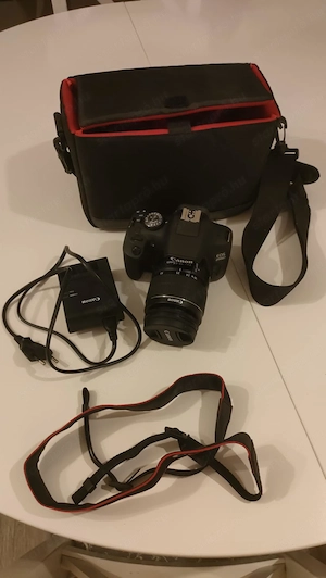 Canon EOS 2000D DSLR fényképezőgép objektívvel, uv szűrővel, táskával - kép 5