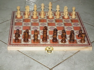 Bontatlan fóliás fa sakk készlet Backgammon és Dáma társasjáték nr.6 - kép 11