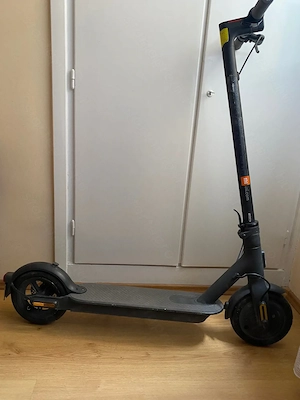 Xiaomi Mi Electric Essential roller - kép 2