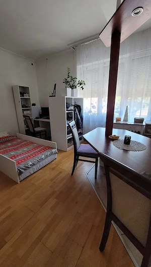 Eladó igényesen felújított tégla lakás - kép 2
