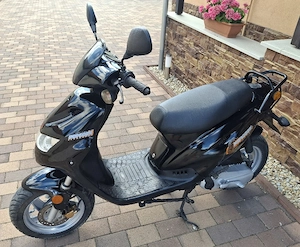 Cpi Popcorn 50 Újszerű 8000km - kép 9