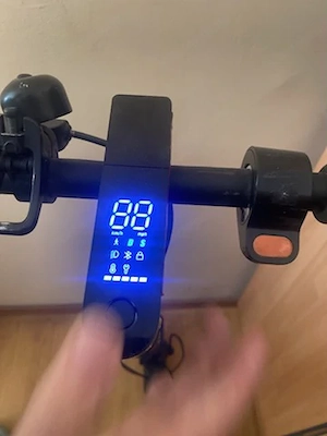 Xiaomi Mi Electric Essential roller - kép 6