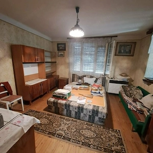 Pilisen 60 m2-es, 2 szobás családi ház 1227 m2-es telekkel - kép 3