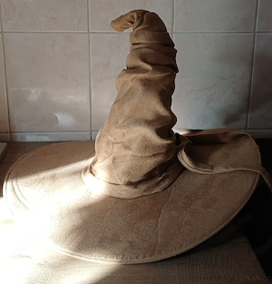 Varázsló kalap eladó, ÚJ! (Harry Potter- Teszlek süvegre hasonlító) - kép 6