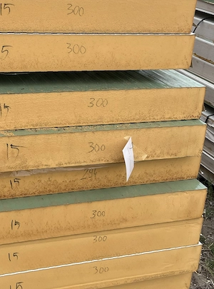 15 cm vastag zöld szendvicspanel