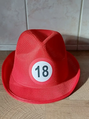 18. születésnapra sebességkorlátozó party kalap eladó, ÚJ!