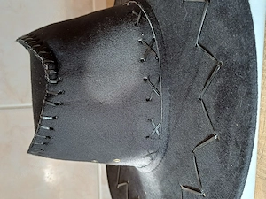 Fekete velúr felnőtt cowboy kalap eladó, ÚJ! - kép 2
