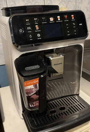 Philips 5500 Series Automata eszpresszógép - Fehér