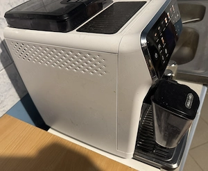 Philips 5500 Series Automata eszpresszógép - Fehér - kép 2