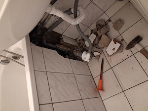Kád oldalának becsempézése 4.kerületben - kép 2