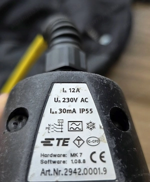 BMW ev-charger + gyári szövet hordtáska - kép 2