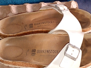 2db Birkenstock Madrid női papucs eur40 fehér és egy fekete 14000ft óbuda személyes átvétel óbudán l - kép 8