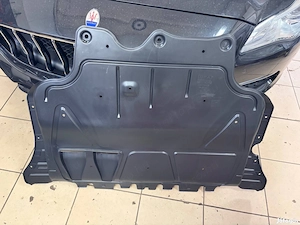 Volkswagen Golf VII motor alján lévő motor burkolat új - kép 2