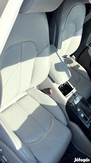 Audi A7 bőr belső ülések kárpitok,kormány, km óra, szellőző stb minden ami a képeken szerepe - kép 4