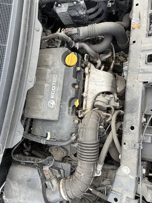 Opel zafira 1.4 turbó 140 Le B14 NET fűzött motor ,blokk hengerfej kevés km-rel beszerelési garanciá