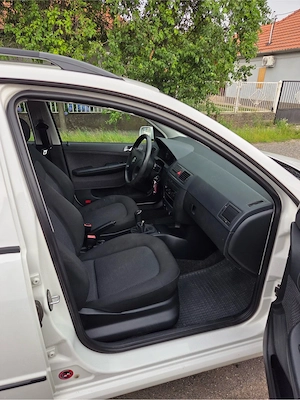 Eladó Skoda Fábia 1.4 benzin - kép 8