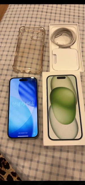 Eladó iPhone 15 128 GB, független - kép 3