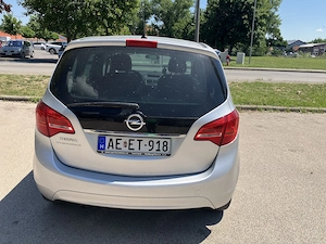 Opel MERIVA B (szembenyíló ajtós) - kép 8