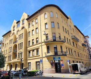 Penthouse-hangulat a megújult Csarnok-negyedben - kép 14