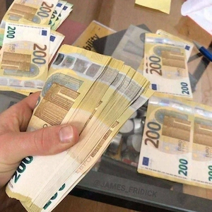 A finanszírozási ajánlat egy bank vagy pénzintézet által kiadott hivatalos javaslat. - kép 2
