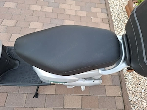 Aprilia Scarabeo 50 Megkímélt - kép 4