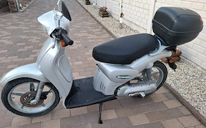 Aprilia Scarabeo 50 Megkímélt - kép 5