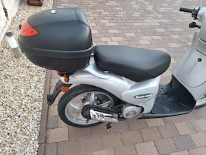 Aprilia Scarabeo 50 Megkímélt - kép 10
