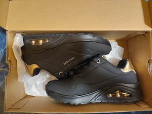 Újszerű Skechers Uno 36 cipő eladó
