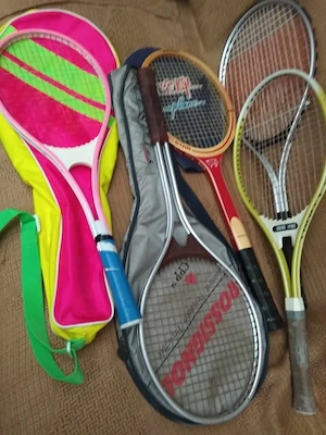 Sportfelszerelések, masszírozó, lámpák, órák, retro világítós  bárszekrény,  LG monitor és mások... - kép 7
