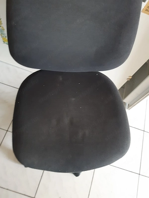 Forgószék légrugós, görgős fekete kárpittal - kép 3
