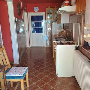 Monor kertvárosában, 3 szobás családi ház 450 m2 telekkel - kép 6